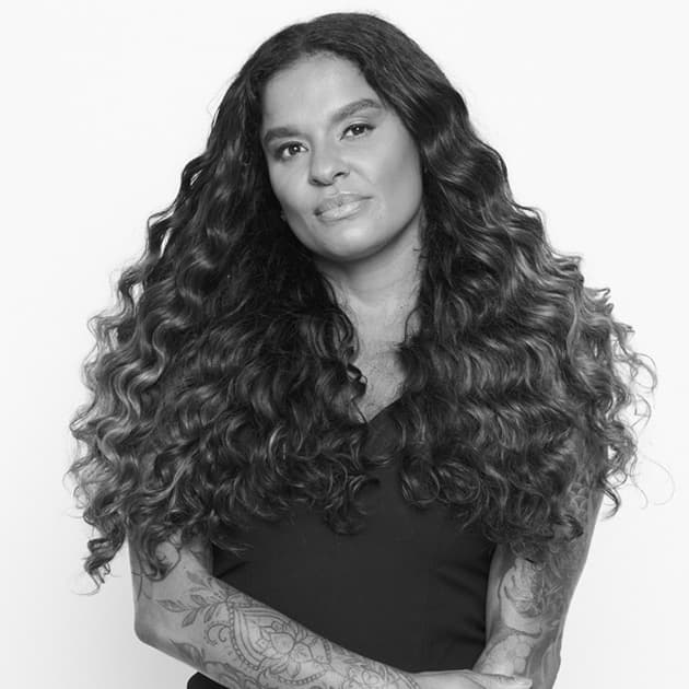 Vivi Siqueira Star hairdress image